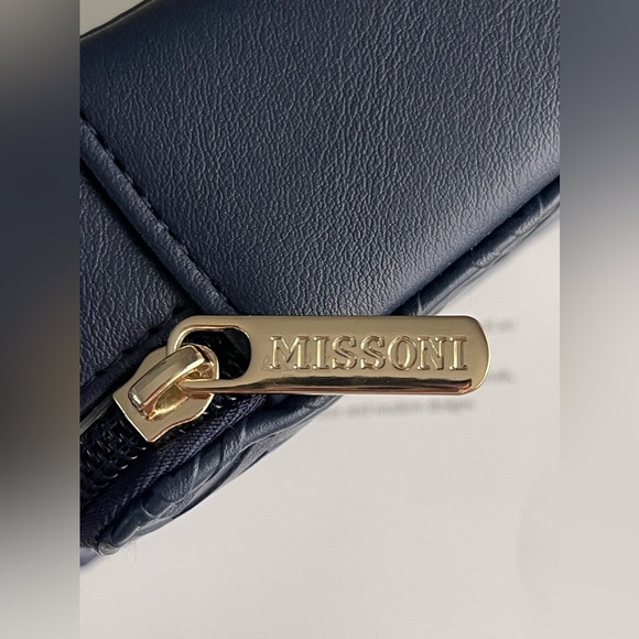 Missoni For Delta Travel /Toiletry Case/Bag Exclusive 2024 Release In Navy Blue - Picture 13 of 16